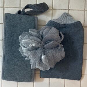 Gray Spa Set with Loofah and Wash Mitt